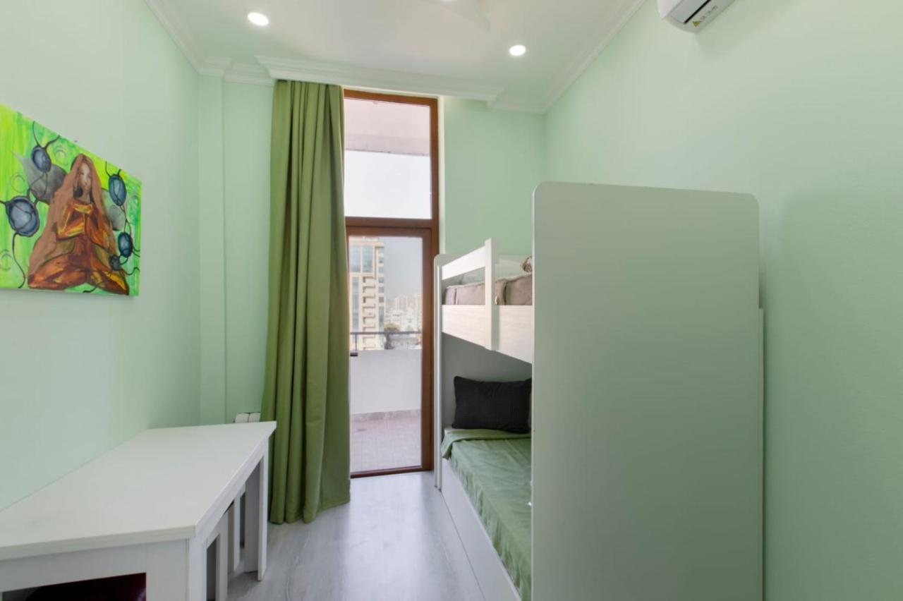 Leyla Apartments 2 Baku Bagian luar foto